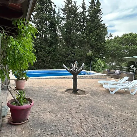 Casa Iako Vil·la Mont Barbat